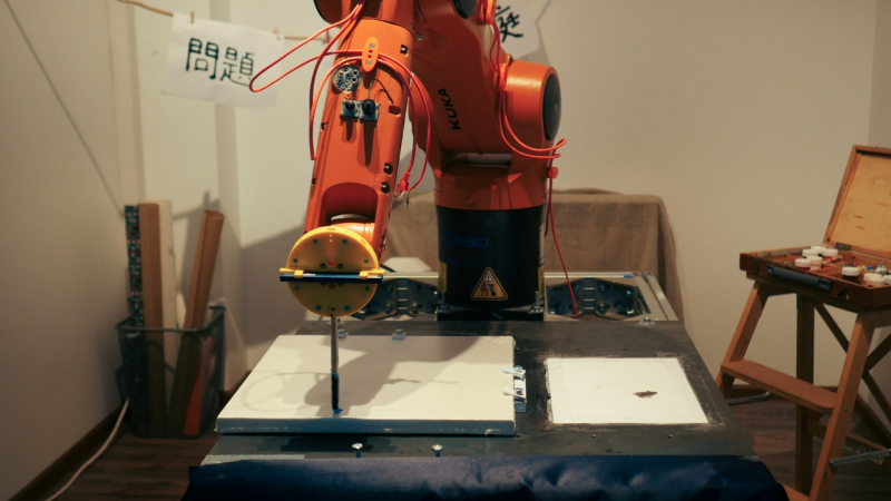Автономный робот-художник. Фото предоставлено разработчиками
