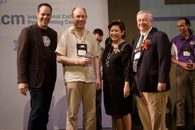Andrey Stankevich receives the ACM ICPC Senior Coach Award. Credit: news.icpc.global
