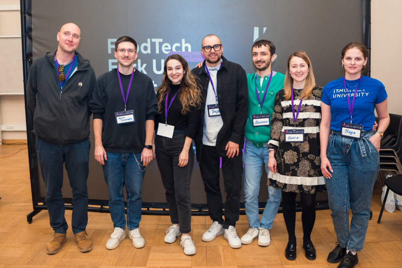 Organizers and speakers of the FoodTech Fork up Night at ITMO. Photo by Dmirtry Grigoryev, ITMO.NEWS
