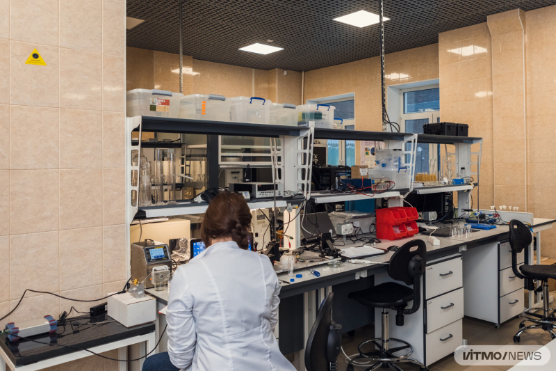 Новая лаборатория на базе Научно-образовательного центра инфохимии ИТМО. Фото: Дмитрий Григорьев / ITMO.NEWS
