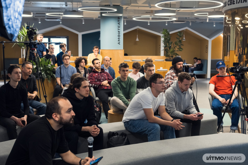 The Not Just NFTs meetup at ITMO. Photo by Dmitry Grigoryev / ITMO.NEWS

