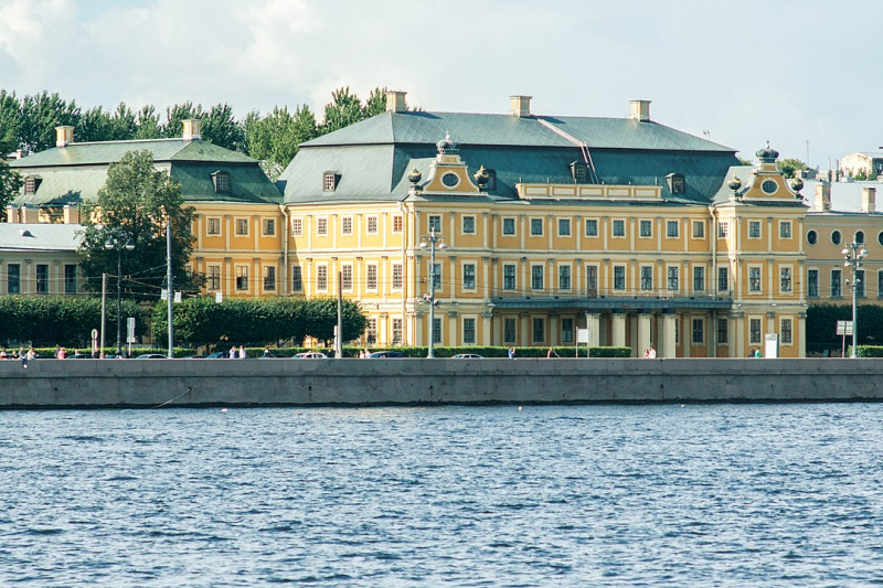 Menshikov Palace. Credit: Павел Лурье / Wikimedia Commons / CC BY-SA 4.0 
