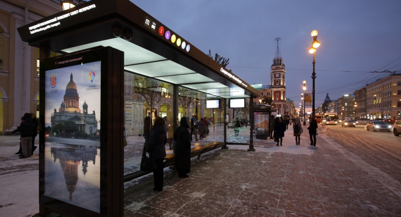 A smart bus stop in St. Petersburg. Credit: dp.ru