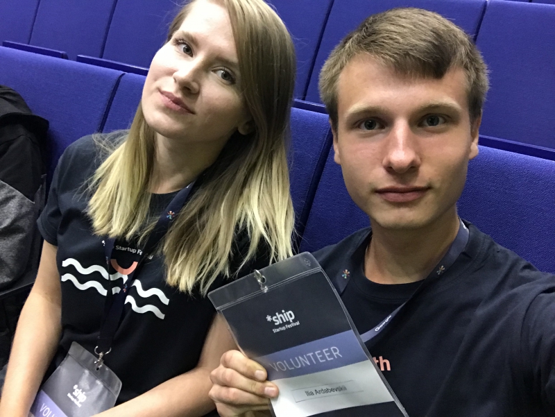Екатерина Кострома и Илья Ардабьевский на стартап-фестивале *ship. Фото из личного архива
