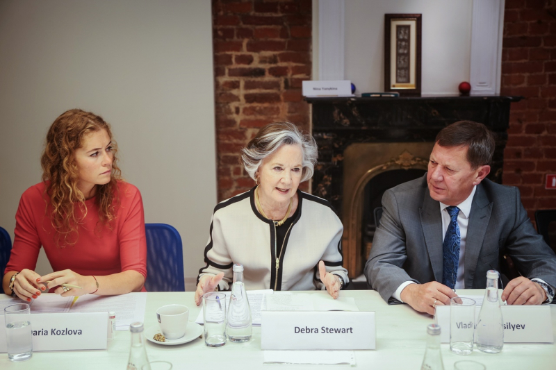 The June 2017 session of the International Council. Pictured are (left to right): Daria Kozlova, Debra Stewart, and ITMO Rector Vladimir Vasilyev