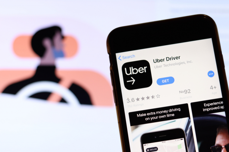 Uber Driver app. Credit: shutterstock.com 
