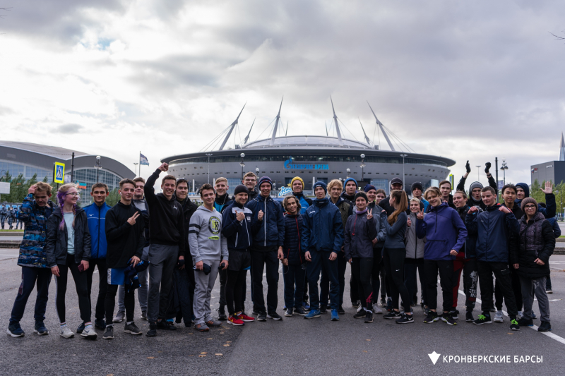 Participants of the KronBars athletics club’s autumn run. Credit: ITMO University
