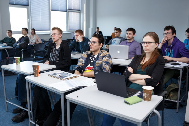 Занятия совместной магистратуры ИТМО и JetBrains «Разработка программного обеспечения»
