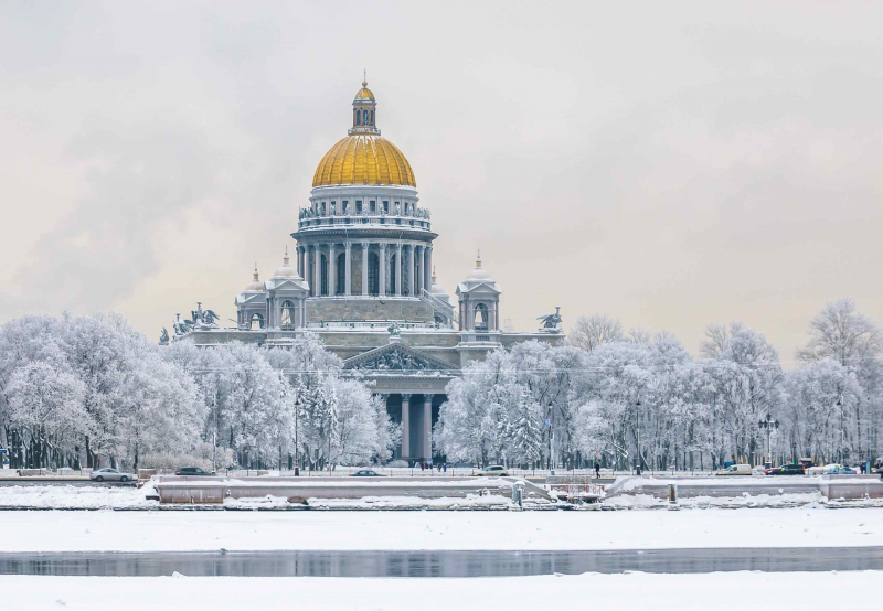St. Petersburg is just as pretty in winter as it is in summer. Credit: aeroflot.ru
