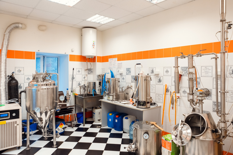 Experimental laboratory for the production of fermentation-based beverages. Photo by Dmitry Grigoryev / ITMO.NEWS
