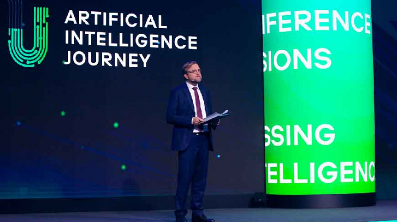 Deputy Secretary General of the Council of Europe Bjørn Berge on stage at the AI Journey conference in Moscow, 2021. Credit: coe.int
