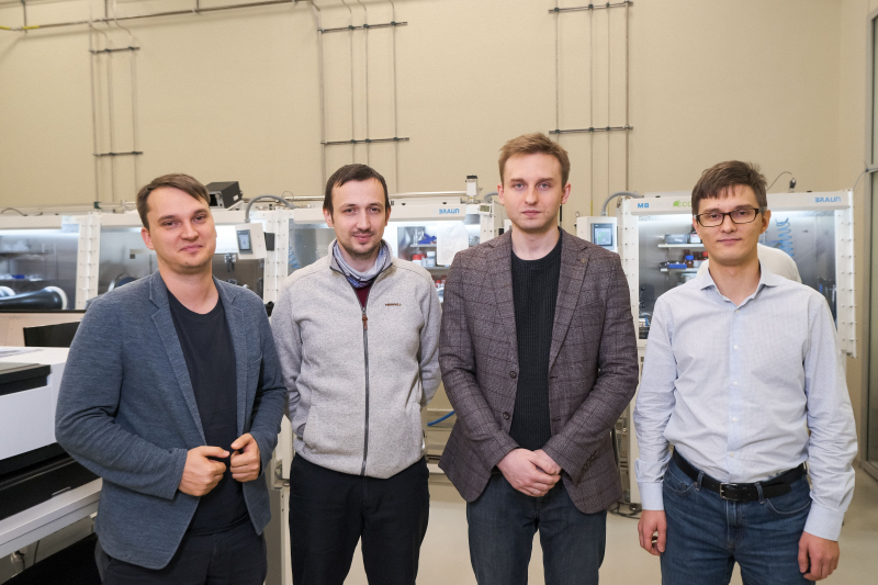The team of the project (left to right): Sergey Makarov, Dmitry Gets, Alexandr Marunchenko, and Anatoly Pushkarev. Photo courtesy of ITMO's Faculty of Physics
