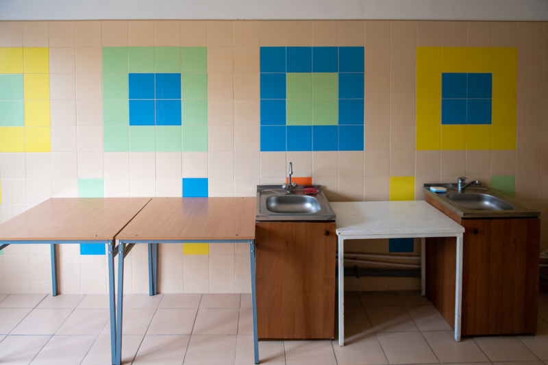 An interior view of the kitchen at the dorm on Belorusskaya St. 6A. Credit: ITMO University
