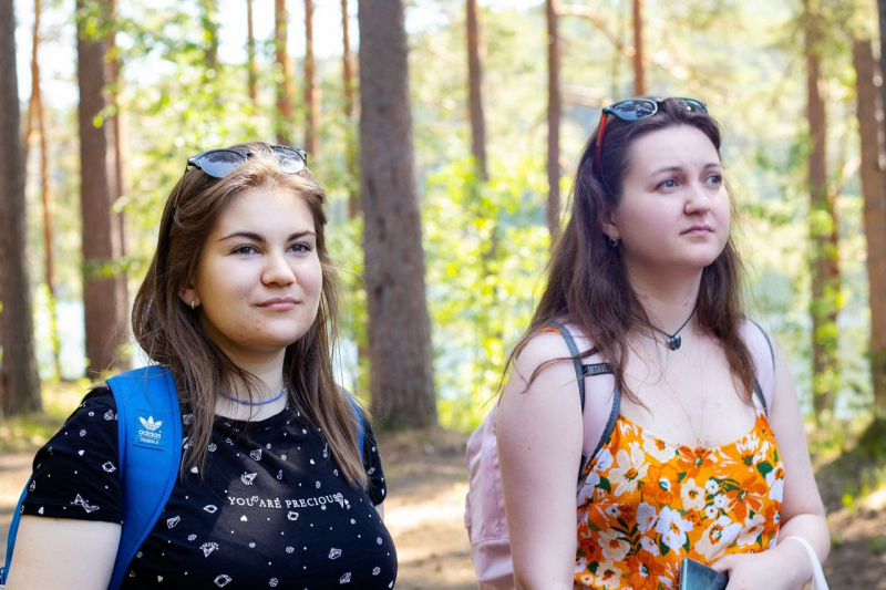 Olga Grekova (left). Photo by Amina Aleeva / Megabyte Media
