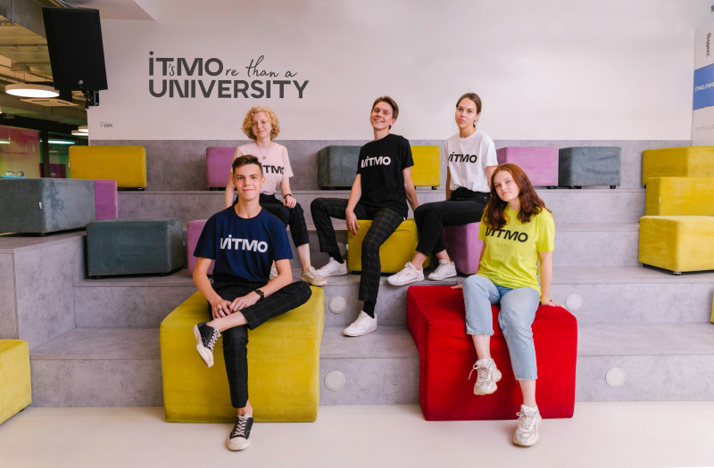 Студенты ИТМО в 2022 году. Фото: Мегабайт Медиа
