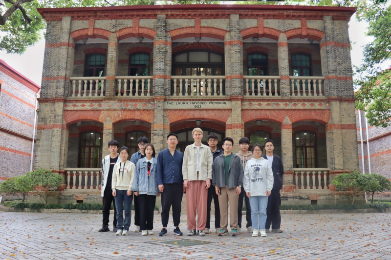 Prof. He Huang’s research team at Soochow University. Photo courtesy of the subject

 
