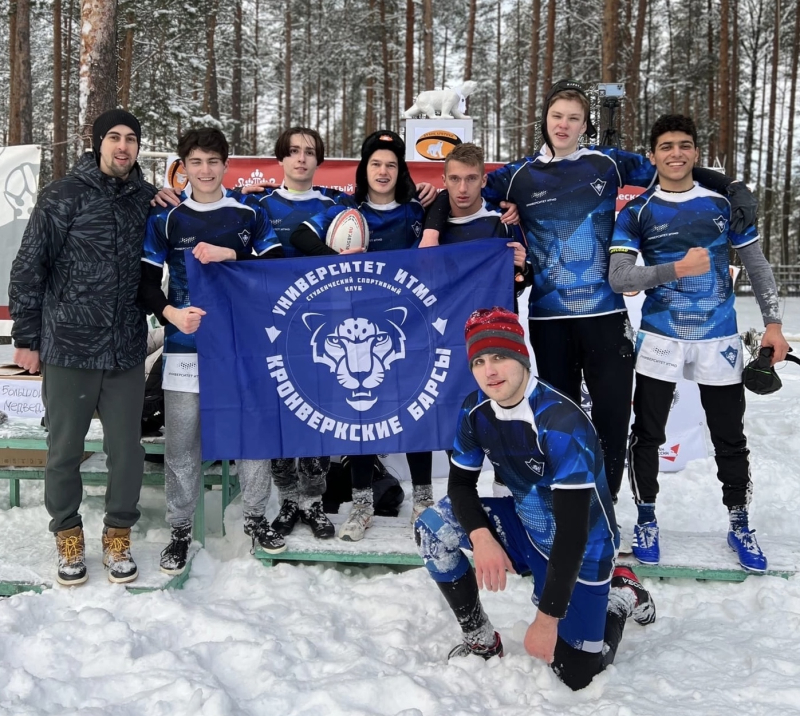 Vladimir Kartashev (center) with his sports team. Photo courtesy of the subject
