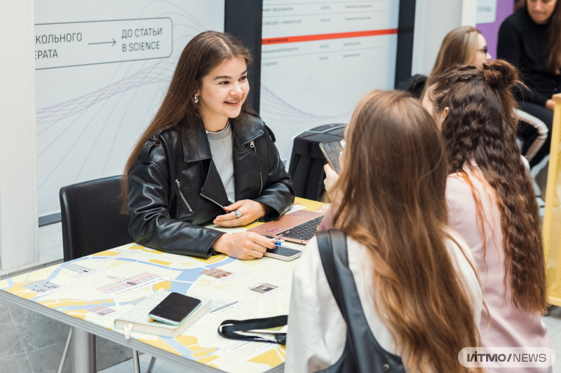 The admissions office at ITMO University. Photo by Dmitry Grigoryev / ITMO.NEWS 
