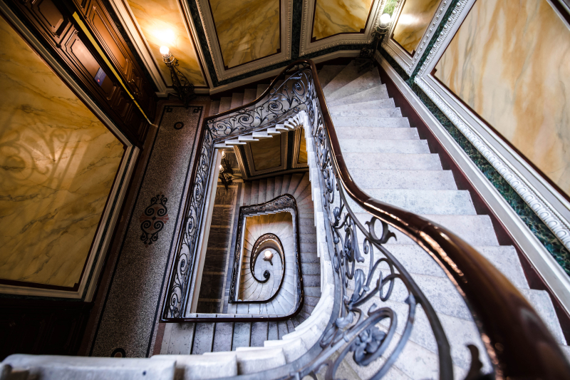 Inside the building on Birzhevaya Liniya 16. Photo by ITMO.NEWS
