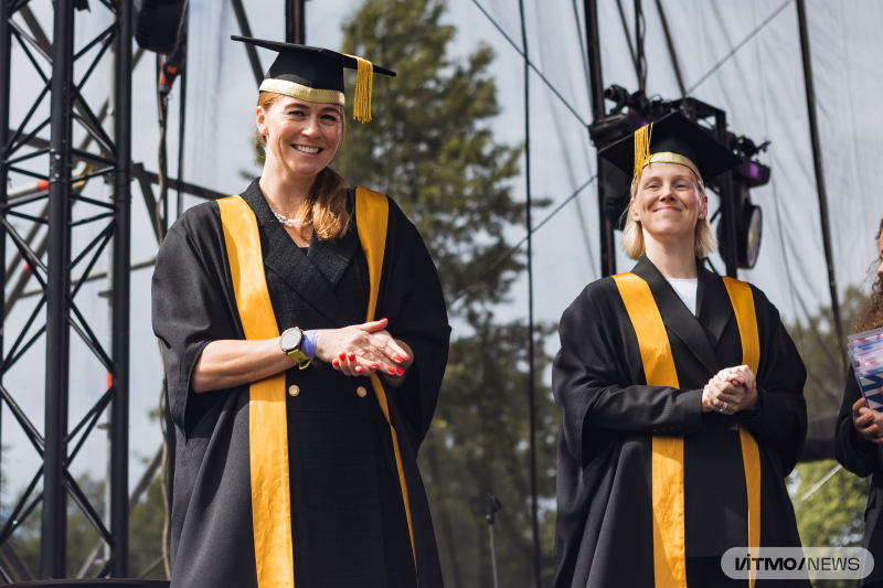 First Vice Rector Daria Kozlova at the graduation ceremony. Photo by Dmitry Grigoryev / ITMO.NEWS
