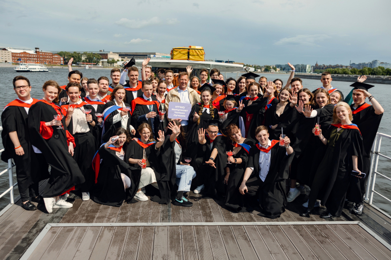 ITMO's best graduates on the boat. Credit: ITMO Mediaportal
