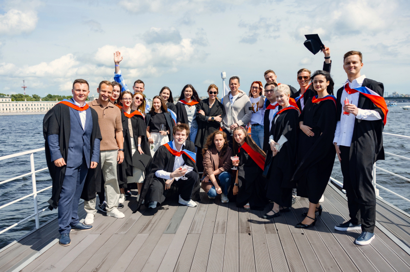 ITMO's best graduates on the boat. Credit: ITMO Mediaportal
