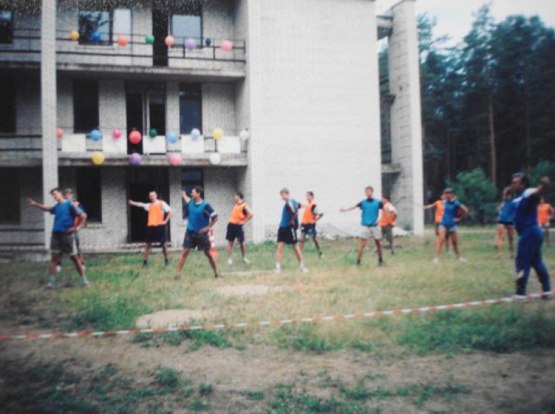 In the 2000s, Yadognoe started welcoming students of all fields, while the territory acquired more buildings. Photo courtesy of Yagodnoe
