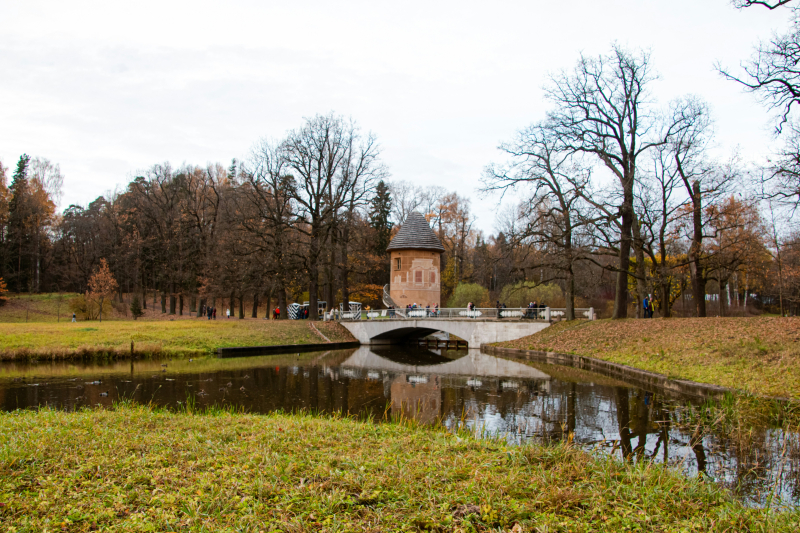 Pavlovsk. Credit: Elina Sitnikova (@elpan_19) via Unsplash
