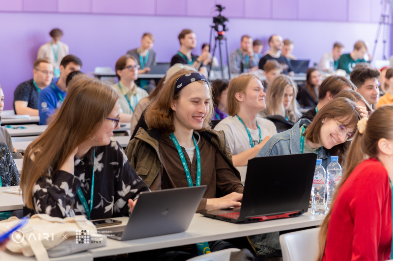 Participants of the summer school. Photo by Alena Kalinina
