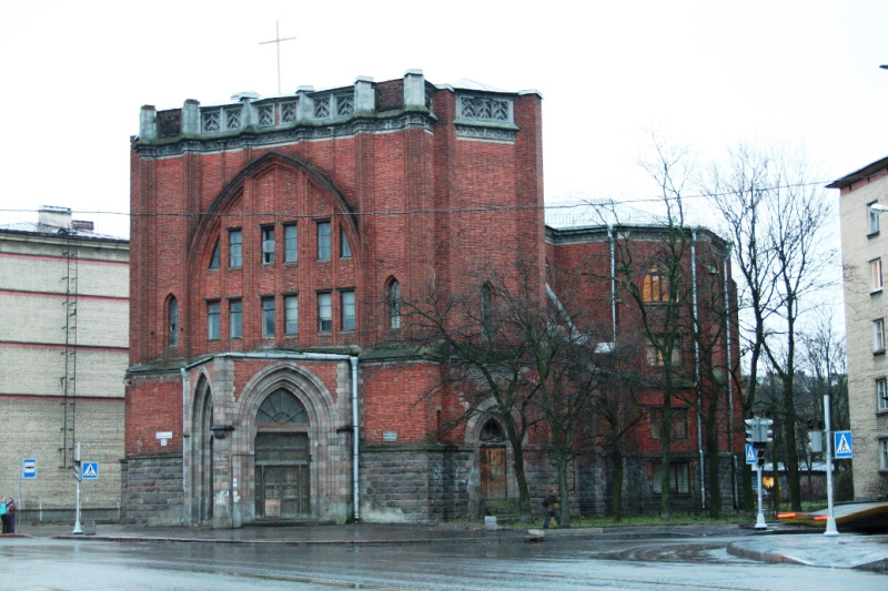 Sacred Heart Church. Credit: Grzadam, CC BY-SA 3.0, via Wikimedia Commons
