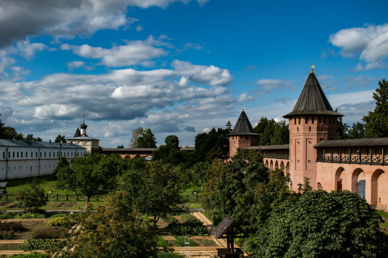 The museum complex of the Monastery of Saint Euthymius in Suzdal. Credit: yulia arnaut (@buta3) via Unsplash
