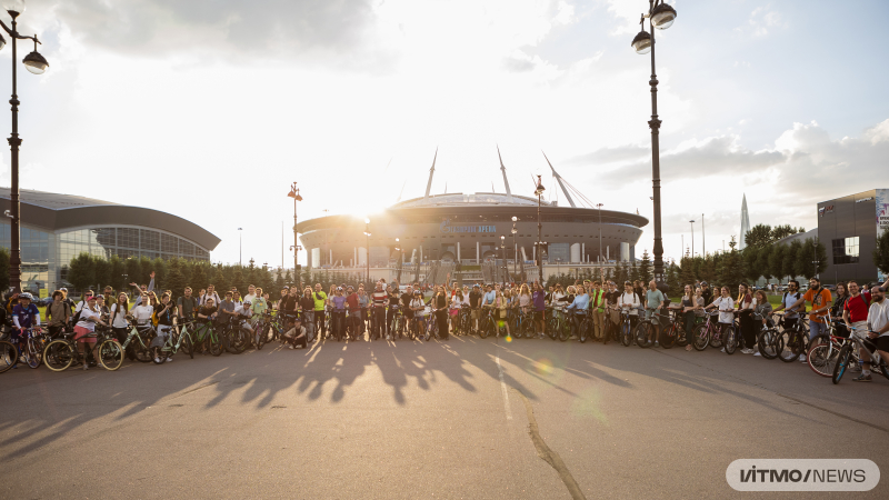 Велопрогулка с ректором ИТМО. Фото: Дмитрий Григорьев / ITMO NEWS
