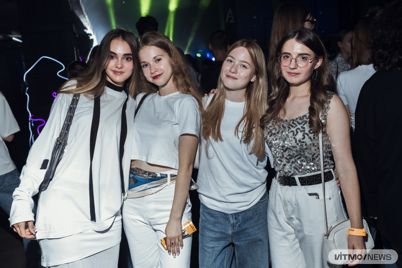 Вселенная ИТМО. Вечеринка-посвящение для первокурсников ИТМО. Фото: Дмитрий Григорьев / ITMO NEWS
