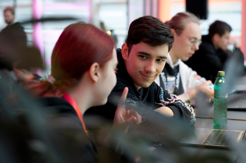 Тимур Ионов на олимпиаде AIDAO. Фото: Артём Аветикян
