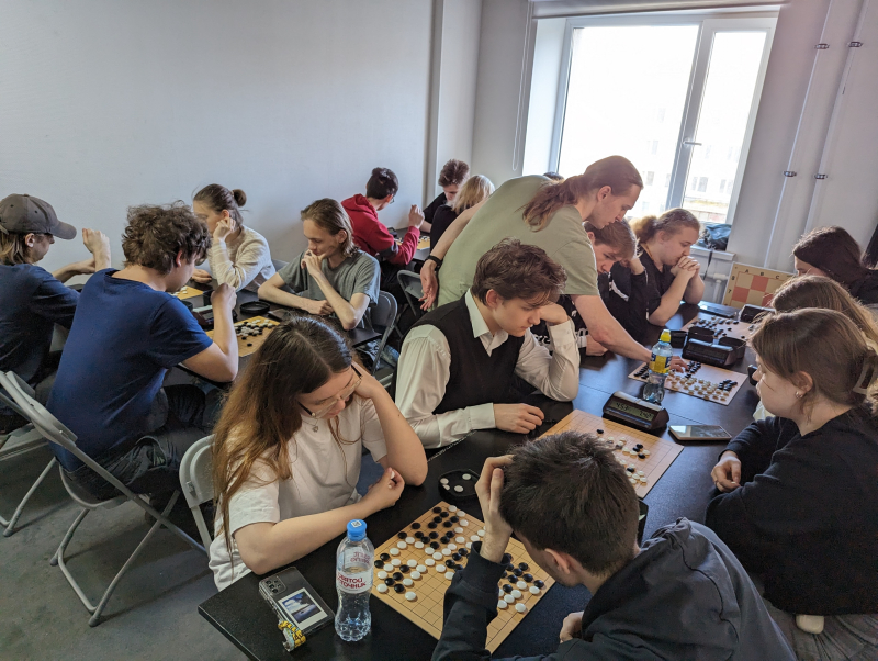 A Go tournament at ITMO. Credit: vk.com/kb_go
