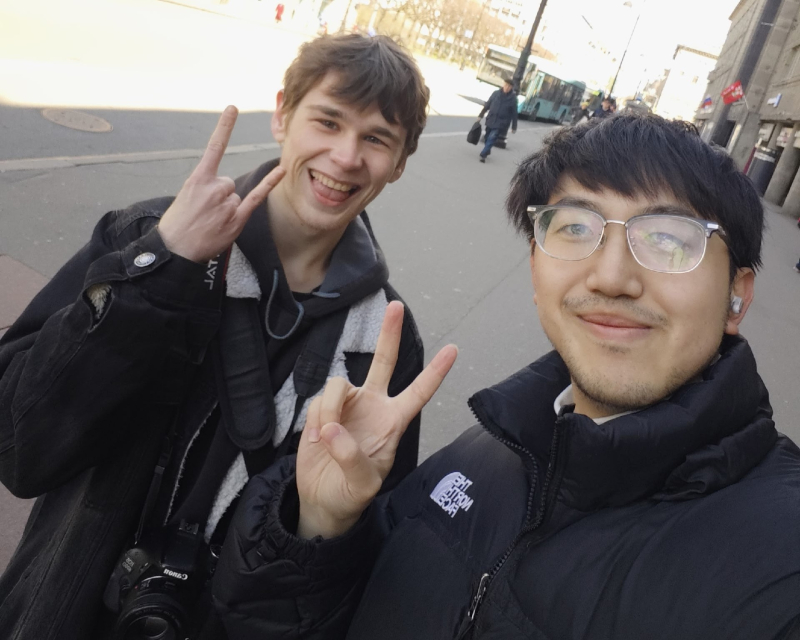 Xie with a friend in St. Petersburg. Photo courtesy of the subject

 
