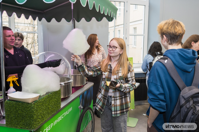 Многофункциональный коворкинг Сбера и ИТМО. Фото: Дмитрий Григорьев / ITMO NEWS
