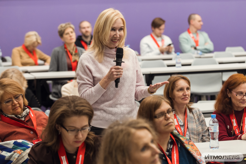 An AI course for educators. Photo by Dmitry Grigoryev / ITMO NEWS
