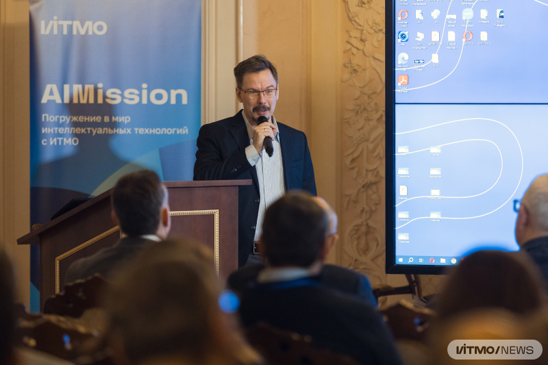 Александр Бухановский. Фото: Дмитрий Григорьев / ITMO NEWS
