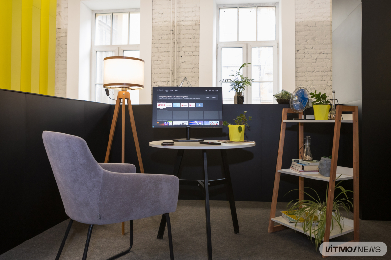 The wireless charging room.&nbsp;Photo by Dmitry Grigoryev / ITMO NEWS
