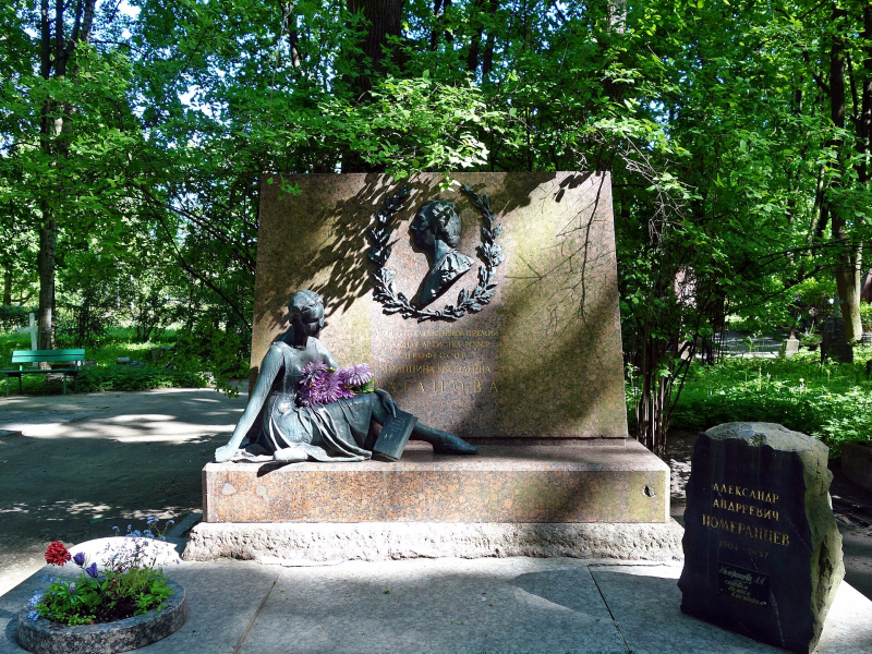 Agrippina Vaganova&rsquo;s grave in St. Petersburg. Photo by&nbsp;Тулип&nbsp;/ Wikimedia Commons /&nbsp;CC BY-SA 4.0&nbsp;
