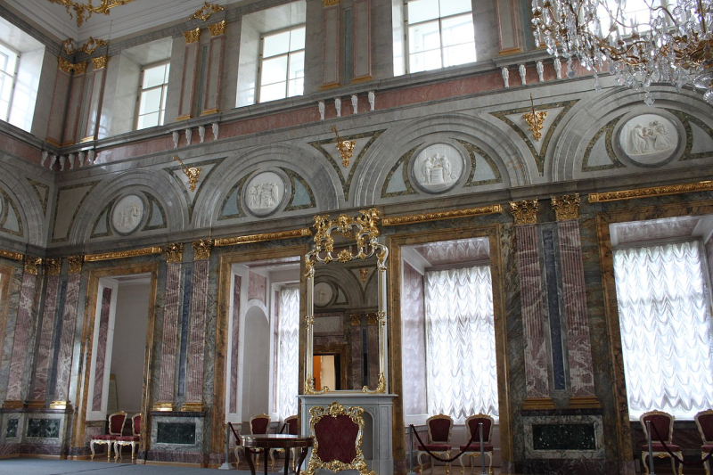 The Marble Hall in the Marble Palace. Credit: Дина / Wikimedia Commons / CC BY-SA 3.0
