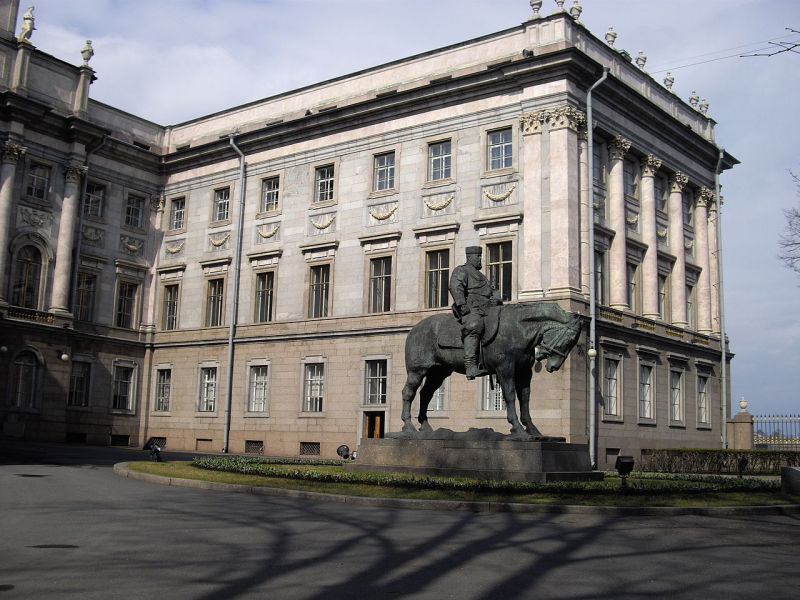 The monument of Emperor Alexander III at the Marble Palace. Credit: Potekhin&nbsp; / Wikimedia Commons / CC BY-SA 3.0

