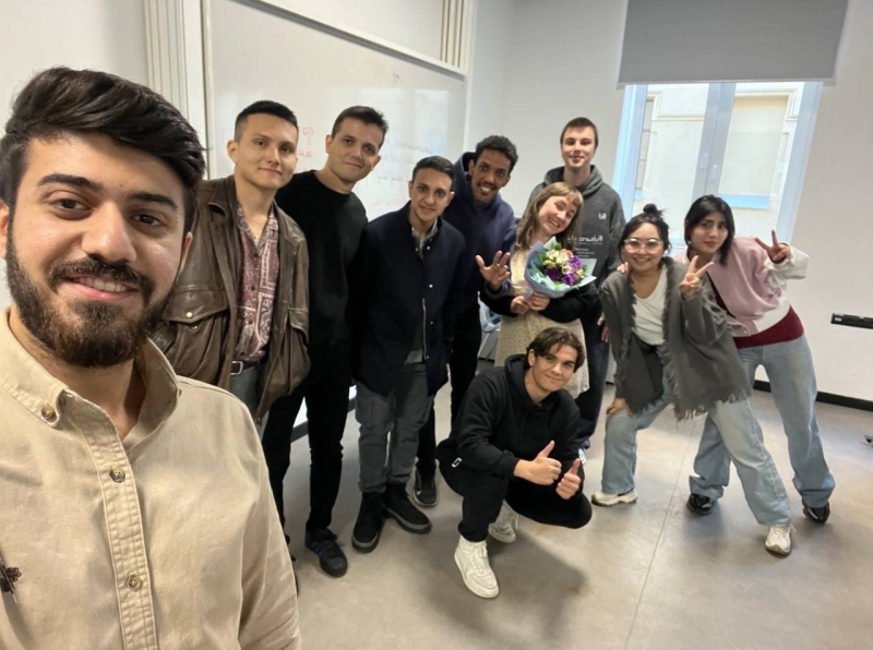 Ruimin with her friends at ITMO. Photo courtesy of the subject
