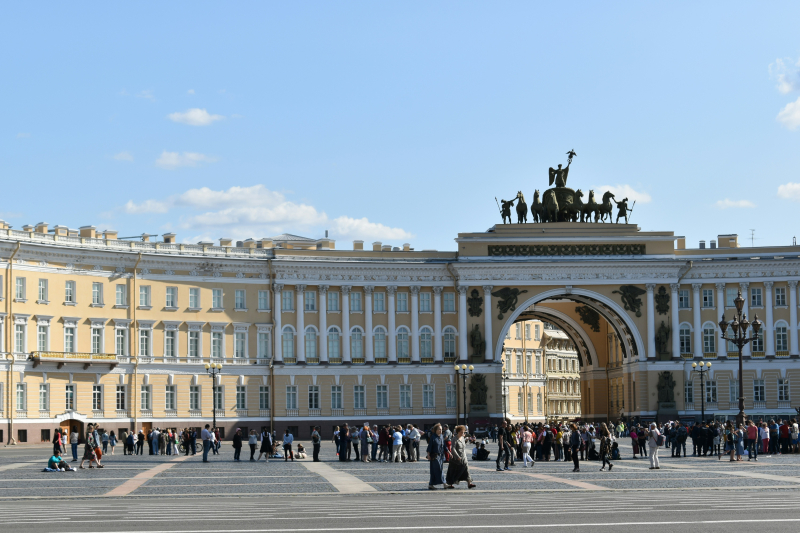 Palace Square. Credit: Maria Rodideal (@mary_rodideal) via Unsplash

