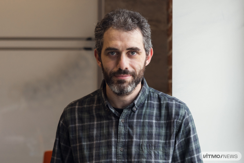 Igor Shenderovich. Credit: Dmitry Grigoryev / ITMO NEWS
