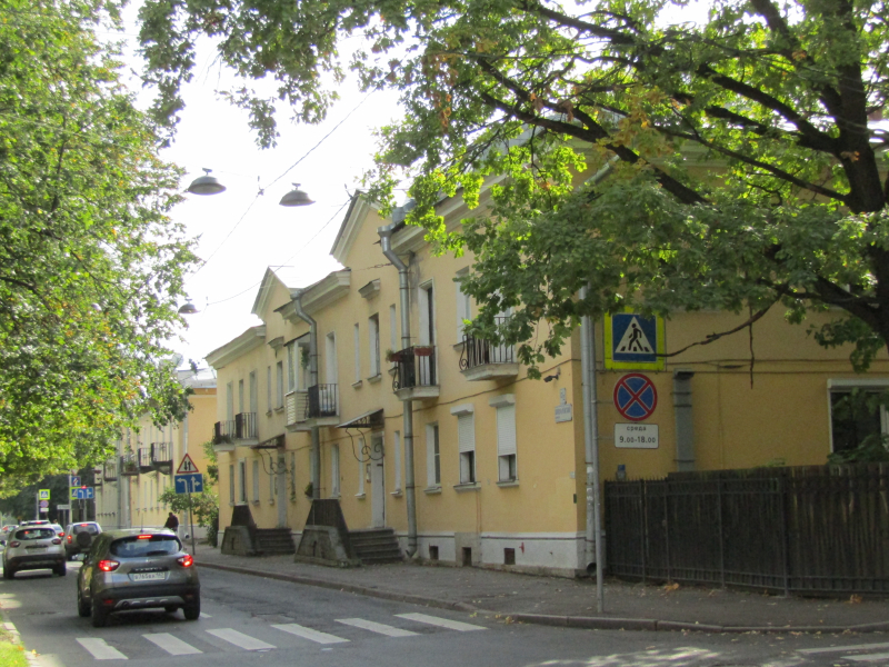 Houses around Savushkina Street. Credit:&nbsp;Germash19, CC BY-SA 4.0, via Wikimedia Commons
