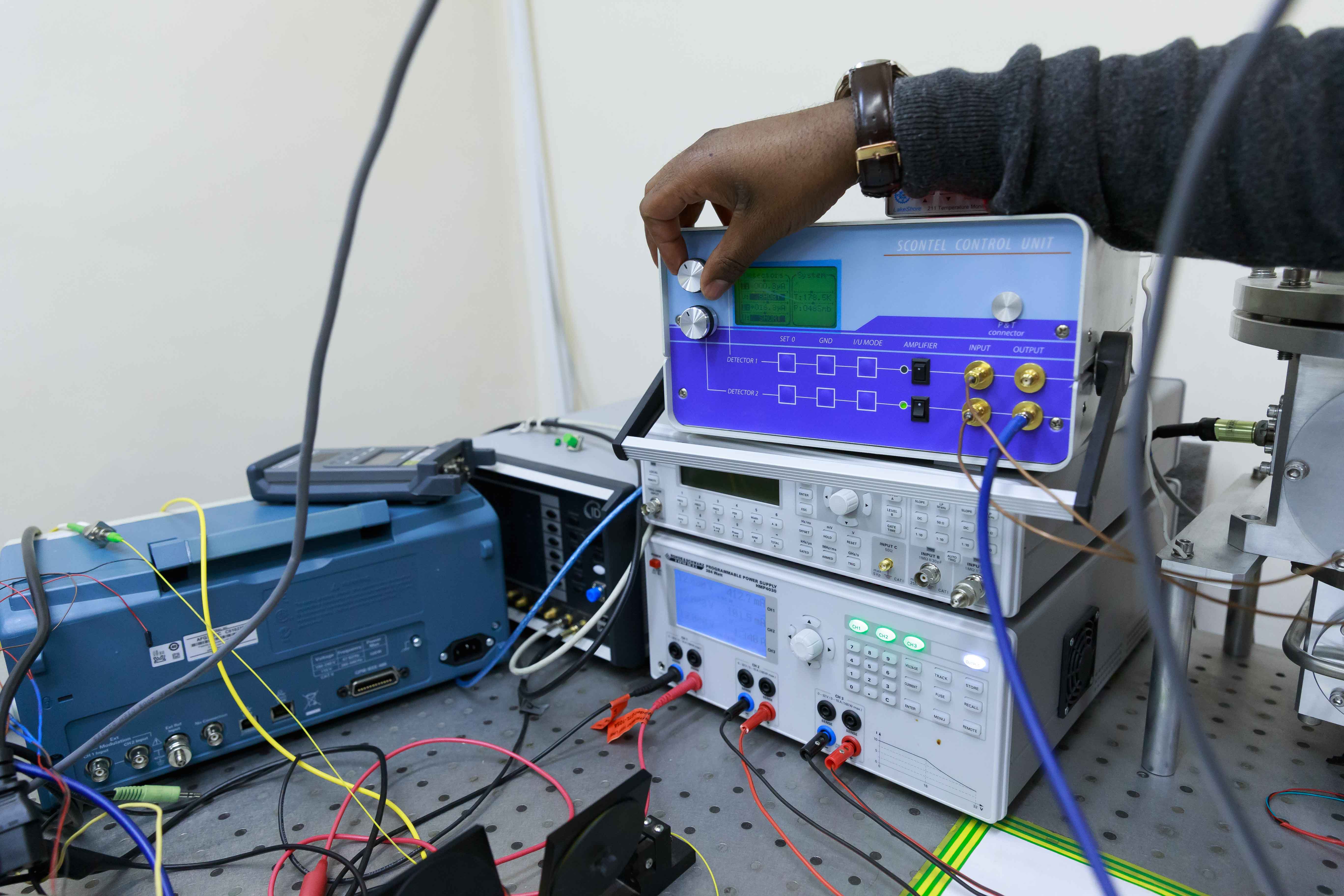 Оборудование Лаборатории квантовой информатики Университета ИТМО