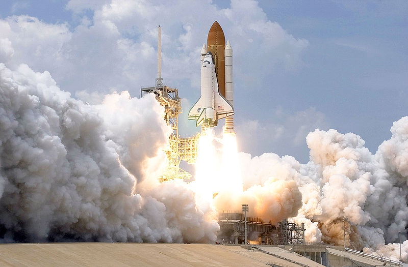 A Space Shuttle launching. Credit: popsci.com
