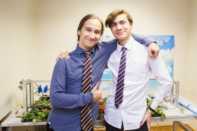 Vasily Dunaev and Dmitry Kharlapenko